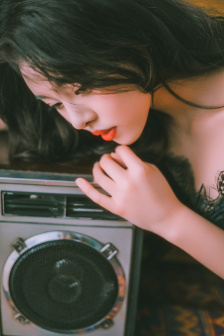 美味世子三姐妹